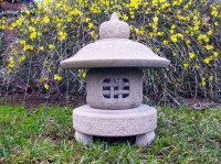 Lanterna giapponese in pietra scolpita a mano, MARUGATA OKI TOUROU, alta 30 cm