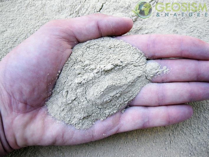 Terricci, Substrati & Inerti: Zeolite a base di Chabasite e Phillipsite  0,01/0,1 mm (1000 kg), ammendante per piante