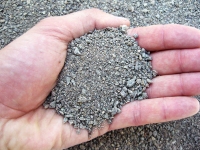Grains de porphyre dans du sable lavé 0/4 mm (10 kg)